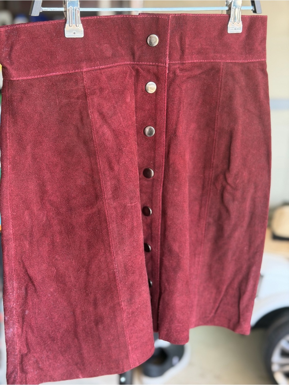 Button-Front Burgundy Suede A-Line Skirt with matching vest Brand new gen Lea!